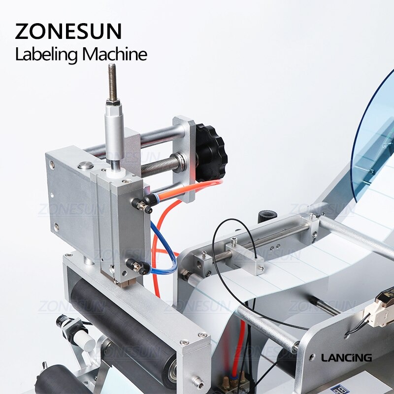 Semi-automatic Round Bottle Labeling Machine gallery 4